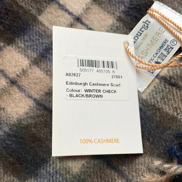 NWT Edinburg Cashmere 100% Cashmere Tartan Unisex Scarf in Winter Check - Picture 9 of 15